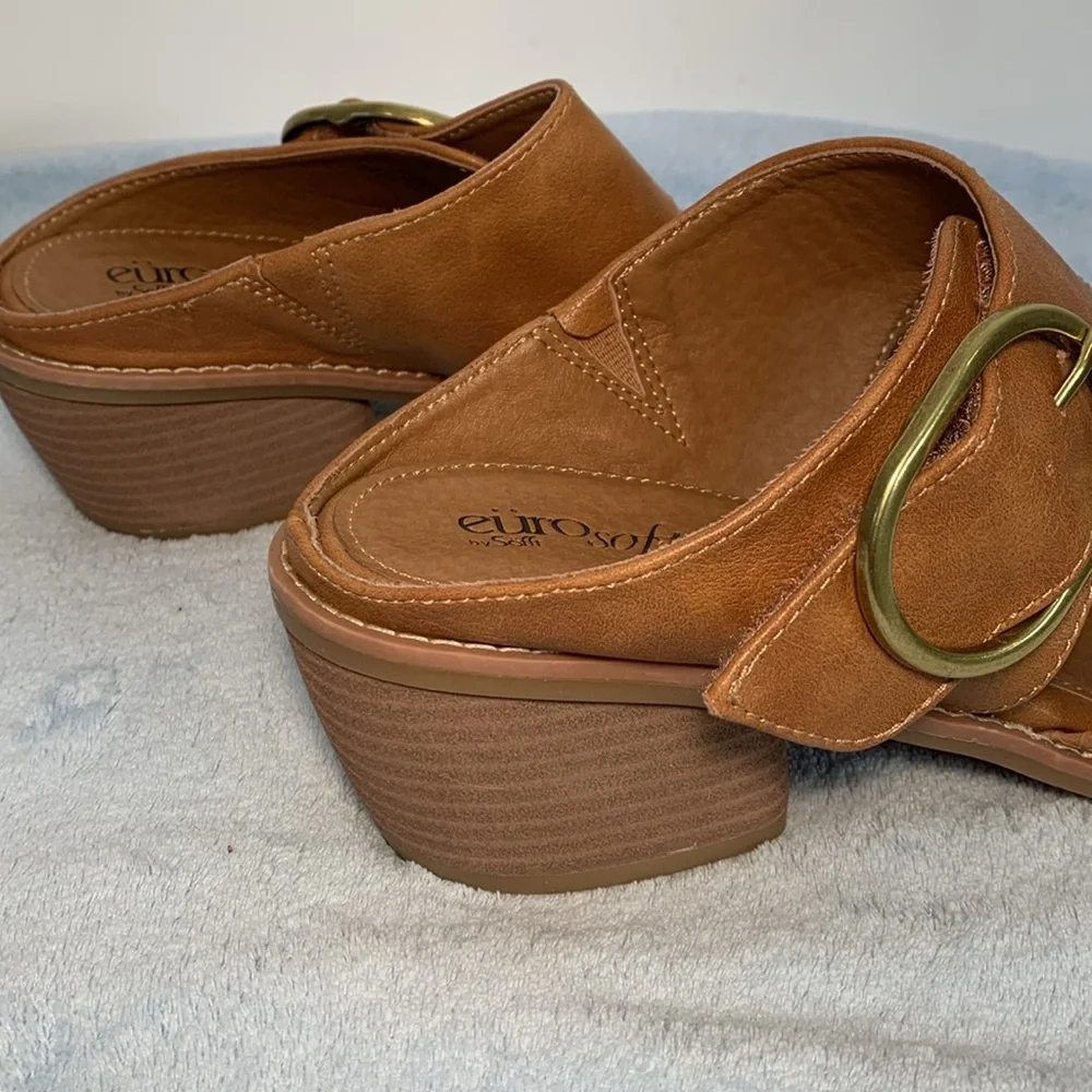 Cyleigh woman’s sandals.  Excellent condition.
